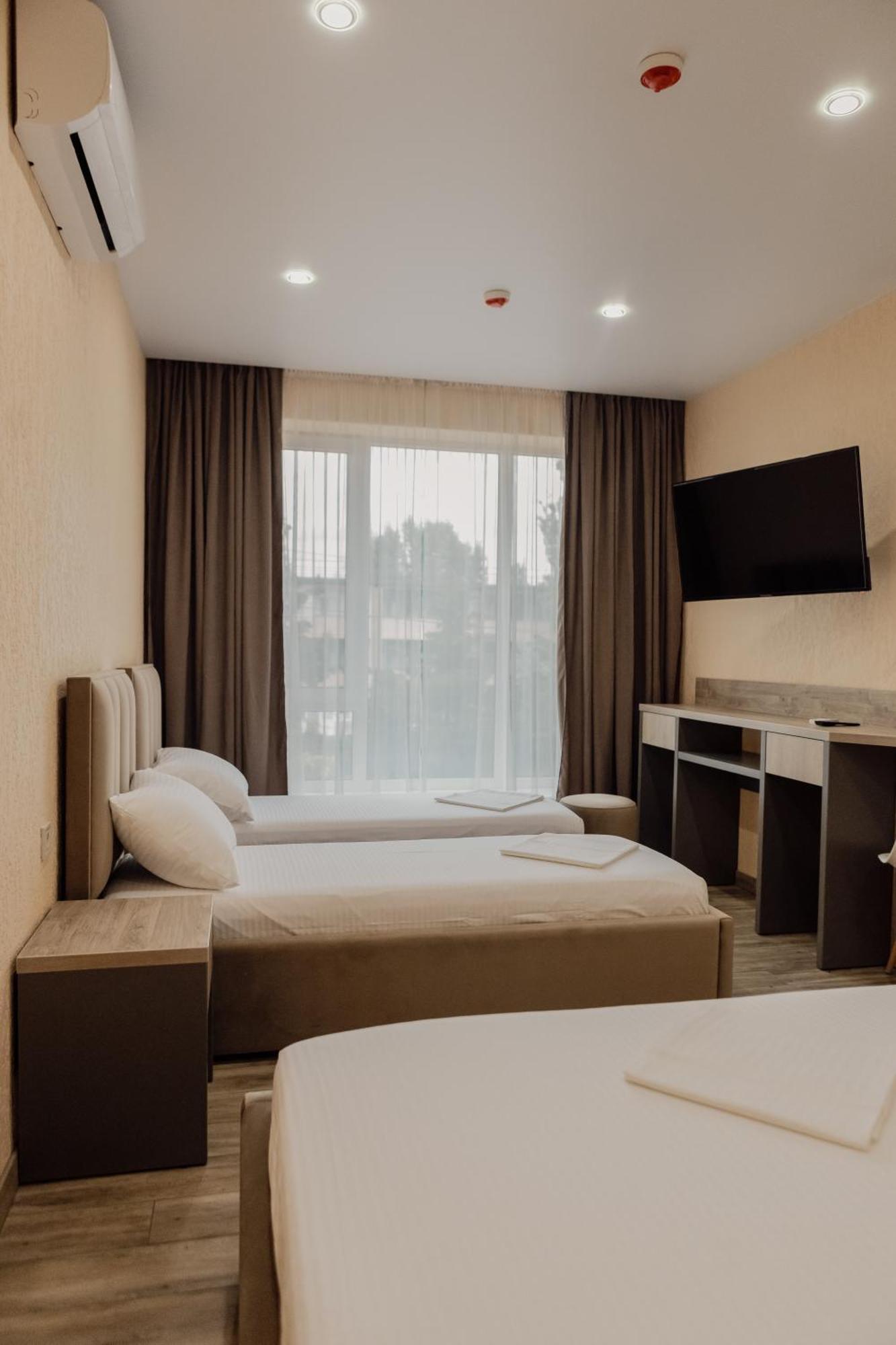 Reef Hotel Коблево Екстериор снимка