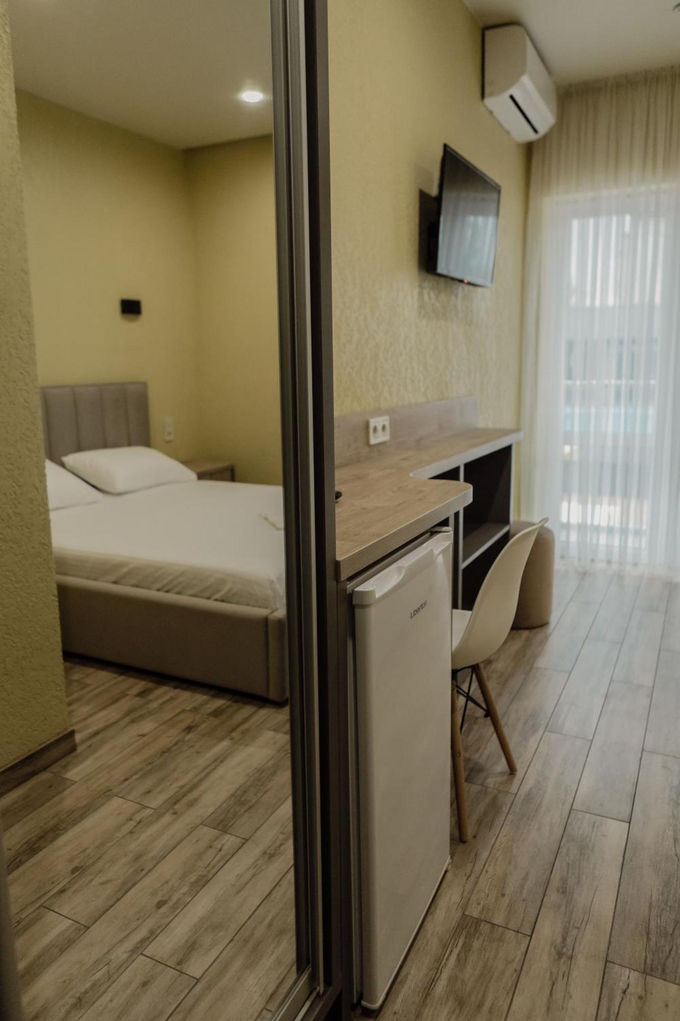 Reef Hotel Коблево Екстериор снимка