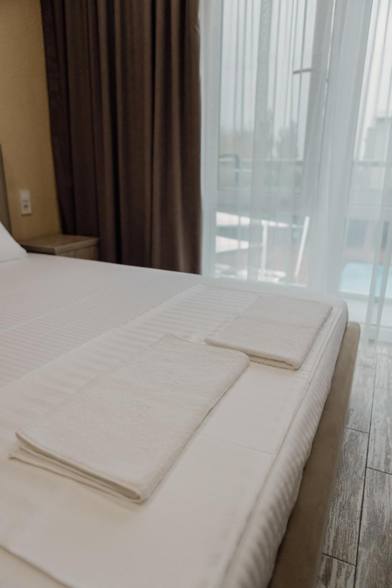 Reef Hotel Коблево Екстериор снимка